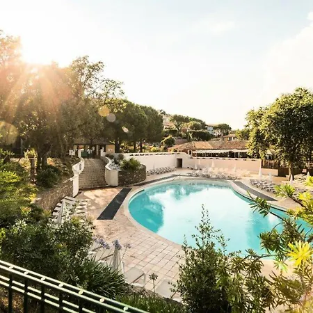 Apartment Les Bastides Aux Restanques Du Golfe De St Tropez - Maeva - Bastide 4 Pieces 8 Personnes Belle Vue - Prestige - Super Mae-4242 Grimaud